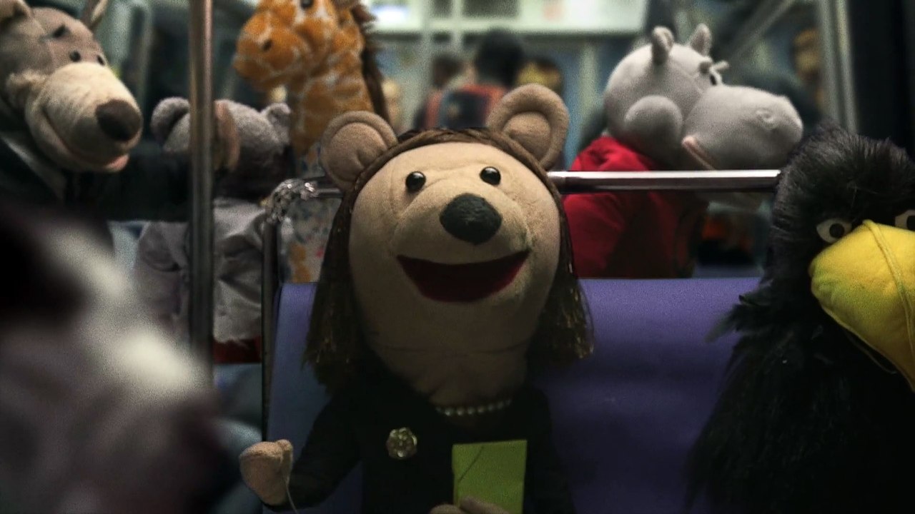 LA SOCIOLOGUE ET L'OURSON - Bande Annonce du film