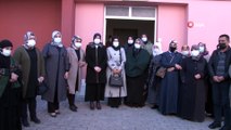 Diyarbakır Annelerinden, Malatyalı Şehidin ailesine taziye ziyareti