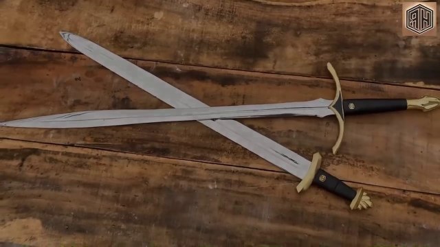 Forging a SWORD out of Rusted Iron CHAIN.