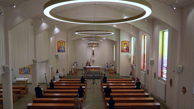 الوجود المسيحي في العراق يتلاشى على وقع موجات الهجرة المتتالية