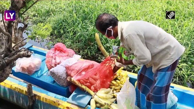 Kerala Boatmans Humanitarian Act, As He Supplies Grains And Vegetables To Stranded Islanders In Alappuzha