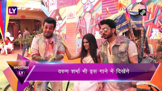 Sara Ali Khan, Janhvi Kapoor, Varun Dhawan स्पॉट हुए I Celebs Spotted