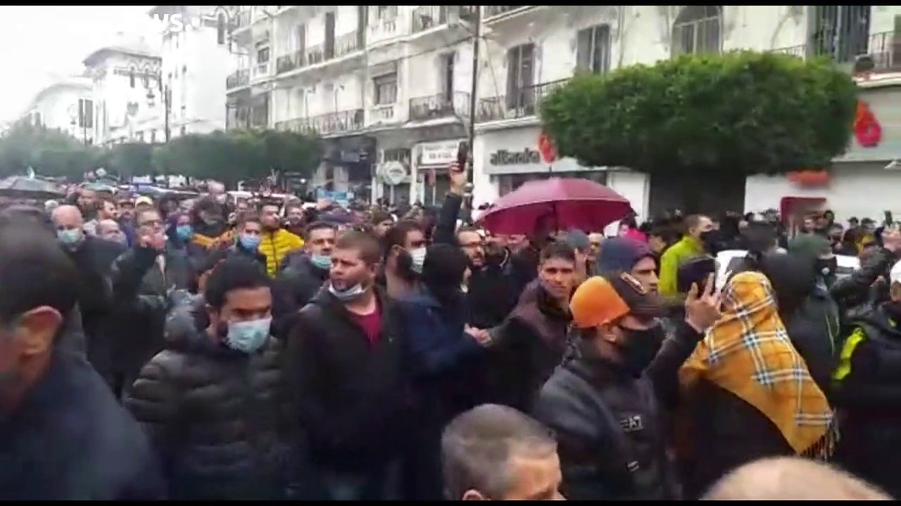 2 Jahre Hirak: Tausende Algerier protestieren gegen Präsident Tebboune