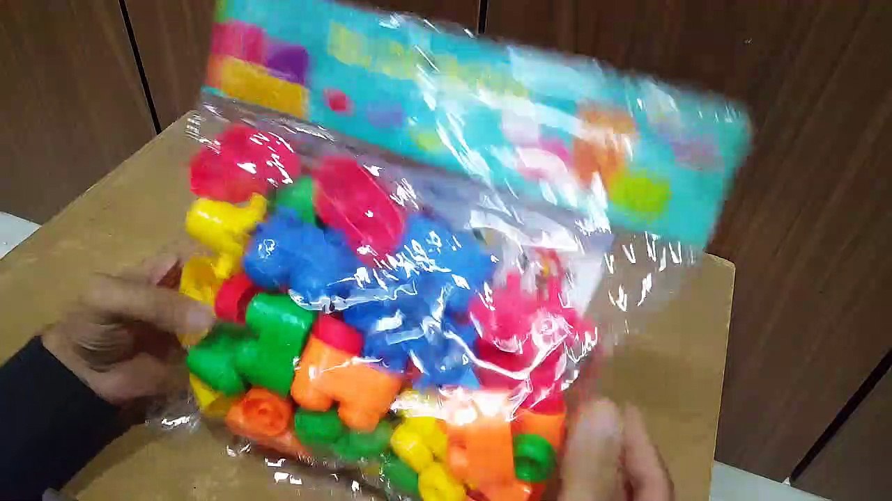 Unboxing and Review of building blocks bag for your kids gift