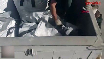 Zehirli kül çuvalının içine gizlenmiş mülteci yakalandı