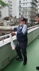 بالفيديو.. مارادونا يرقص وفريقه في المركز قبل الأخير