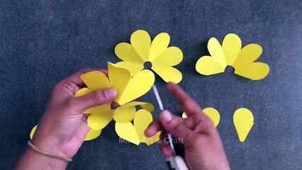 Paper Rose Flower Wall hanging - diy