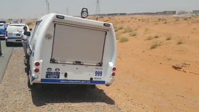 شاهد: حادث تدهور حافلة عمال يسفر عن وفاة اثنين وإصابة 31 آخرين برأس الخيمة