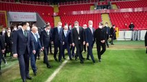 İZMİR - Cumhurbaşkanı Erdoğan,Gürsel Aksel Stadı'nda incelemelerde bulundu