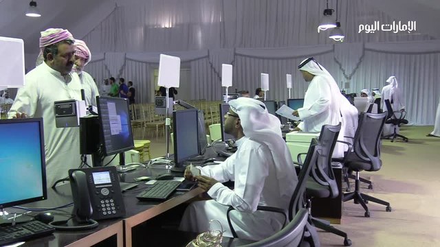 الآلاف يستفيدون من «احمِ نفسك بتعديل وضعك» في يومها الأول