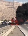 بالفيديو.. وفاة مواطن نتيجة اصطدام مركبة بأخرى واحتراقها برأس الخيمة