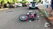 Motociclista sofre fratura exposta ao se envolver em acidente na Rua Vinícius de Moraes, no Bairro Brasília