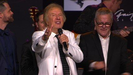 Gaither Vocal Band - The King Is Coming