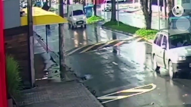 Câmera flagra ciclista sendo baleado em Linhares