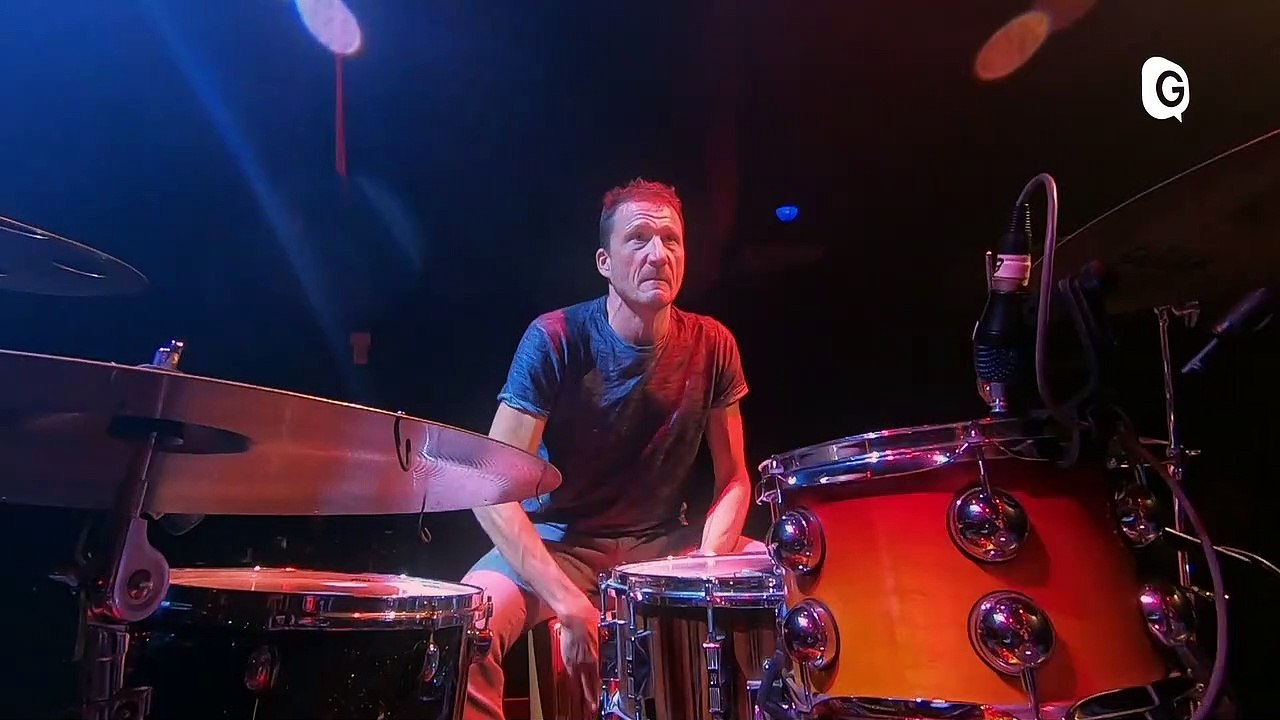 Concert - BAREFOOT IANO