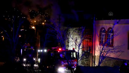 KAYSERİ - Alkol alıp evini ateşe veren kişi gözaltına alındı