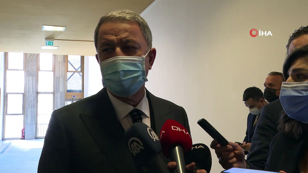 Milli Savunma Bakanı Hulusi Akar: 'PKK’nın gerçekten büyük bir gaddarlıkla, alçaklıkla masum 13 insanımızı, kardeşimizi şehit ettiğinin görülmesi lazım”