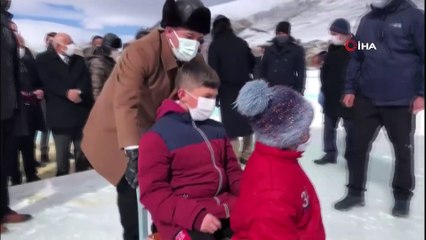 - Yaşayan Şehirler Platformu üyeleri Çıldır’ı ziyareti