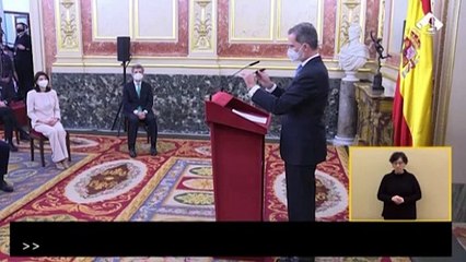 El Rey preside el aniversario del 23F, 'plantado' por los independentistas