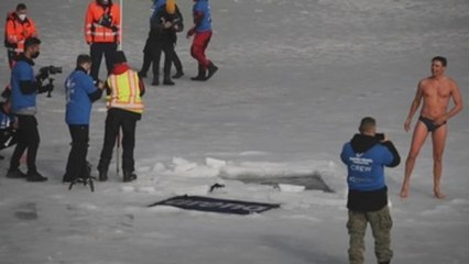 Checo bate, con 80,9 metros, el récord del mundo en buceo en apnea bajo hielo