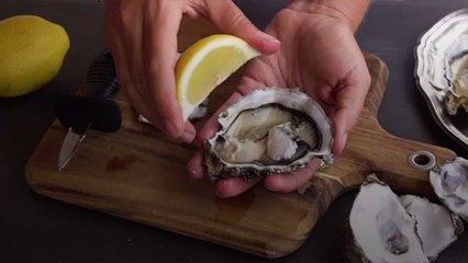 How to Shuck Oysters