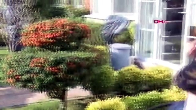 Çılgın Sedat'ın evinde yangın! Engelli oğluna sarılıp ağladı