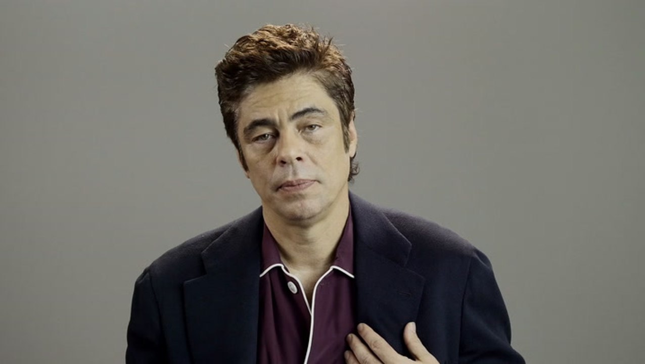 4 Male Actors Re-enact Lauren Bacall’s Memorabl...