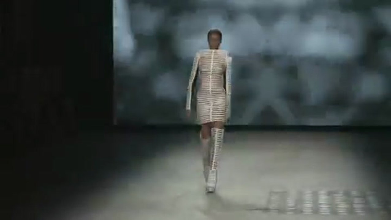 Gareth Pugh Spring 2012