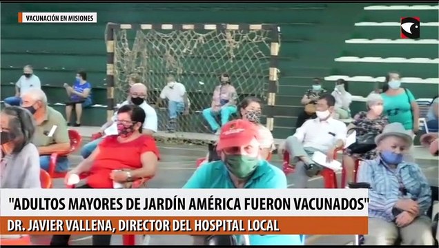 Adultos mayores de Jardín América fueron vacunados