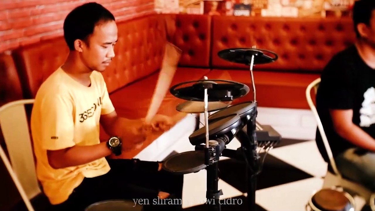 Esa Risty  Cidro 2 Panas Panase Srengenge Kuwi  Koplo Version Official Video