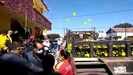 ¡La mano pa’ mis amigos...Yo soy Pepe! El último de los aplausos para el ‘candidato por siempre’