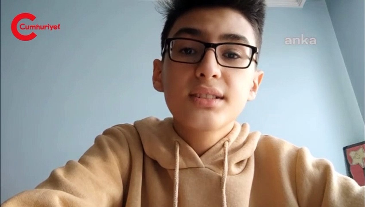 ÖĞRENCİLERİN YÜZ YÜZE SINAV İTİRAZI: BİZ ONLİNE EĞİTİME MECBURDUK, YETKİLİLERİN ÇOCUKLARI DERSHANELERDE EĞİTİM GÖRDÜ