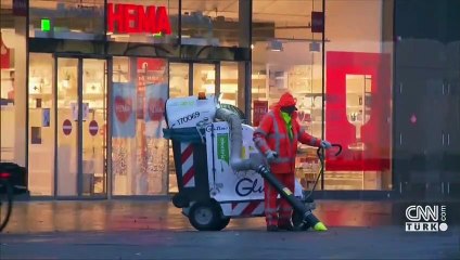 Hollanda'da kısıtlama 15 Mart'a kadar devam edecek