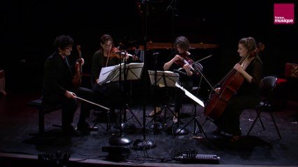 Anton Webern : Fünf Sätze op. 5 (I. Heftig bewegt  II. Sehr langsam III. Sehr bewegt)