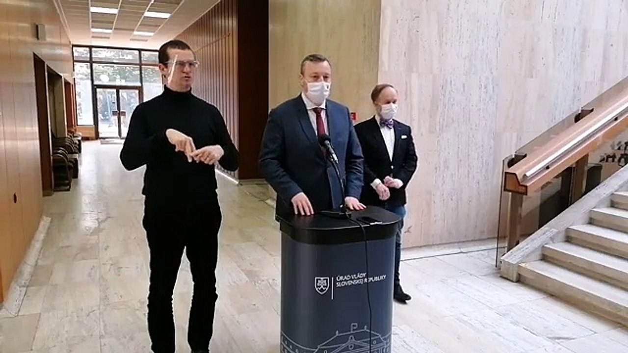 ZÁZNAM: Brífing ministra práce M. Krajniaka