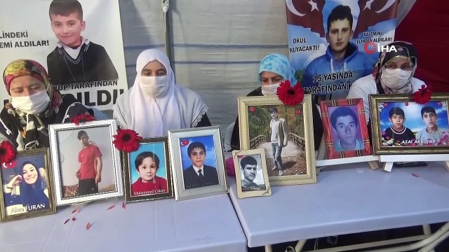 - HDP önündeki aileler kararlılıkla evlatlarından gelecek haberi bekliyor