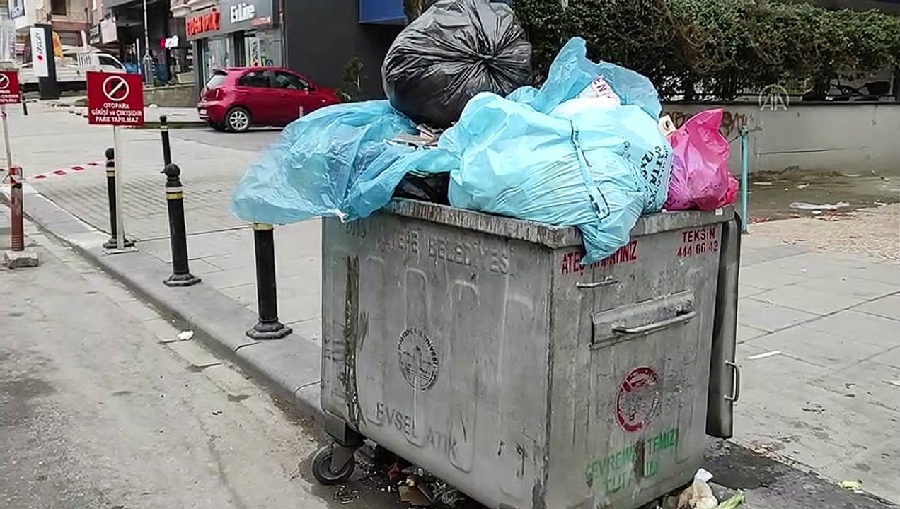 İSTANBUL - Maltepe Belediyesi'ndeki işçilerin grevi devam ediyor