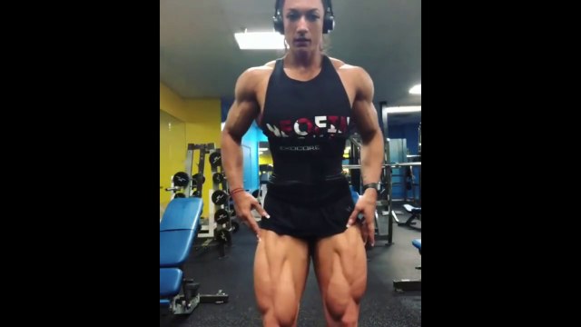 worldFitness Valentina Mishina muscle ripped female