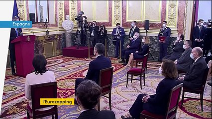 Eurozapping : commémorations en Espagne, une grand-mère star de TikTok en Allemagne