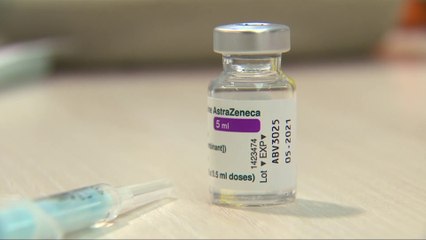 AstraZeneca "aspira a cumplir" el contrato de vacunas con Bruselas