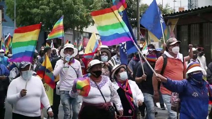 Indígenas de Ecuador piden recuento de votos al término de marcha contra supuesto fraude
