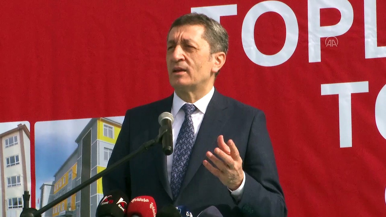 ÇORUM - Milli Eğitim Bakanı Ziya Selçuk, eğitim yatırımları toplu açılış töreninde konuştu