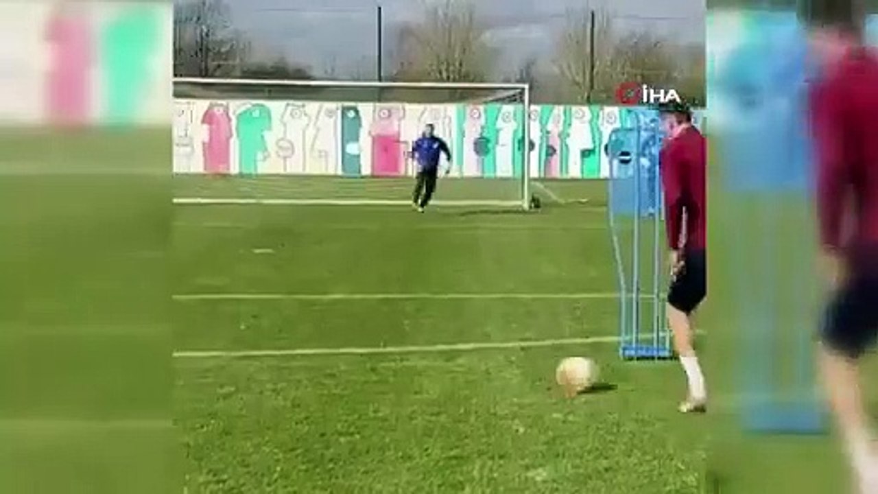 Lille'den Yusuf Yazıcı paylaşımı: Baba, sen n'aptın ya