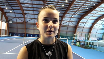 ITF - Poitiers 2021 - Le Mag Tennis Actu - Clara Burel est de retour en France à Poitiers puis Lyon en attendant Roland-Garros  : "J'espère être top 100 en fin d'année"