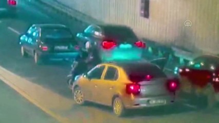 İSTANBUL - Döviz bürosu çalışanını gasbettikleri öne sürülen 6 şüpheli tutuklandı