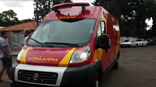 Forte colisão entre caminhonetes é registrada no Bairro Maria Luíza