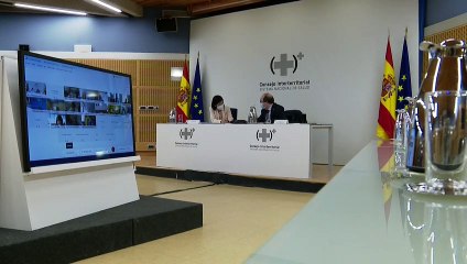 Sanidad y comunidades avanzan hoy en los grupos prioritarios a vacunar