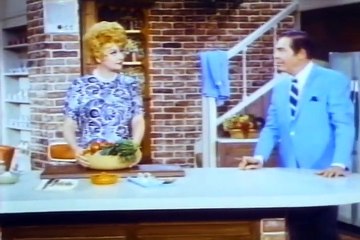 The Lucy Show - Season 6 - Episode 1 - Lucy Meets the Berles