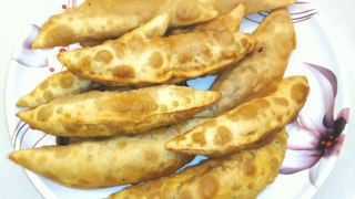 মচমচে ও রসালো নারকেলের পুর ভরা তেলে ভাজা পুলি পিঠার সহজ রেসিপি । Crispy & Juicy Coconut Puli Pitha । Pitha recipe। Pitha