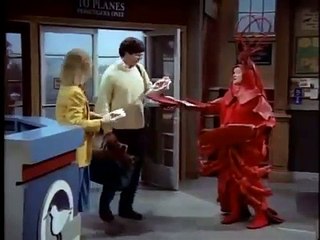 Wings - Se5 - Ep18 - Moonlighting HD Watch